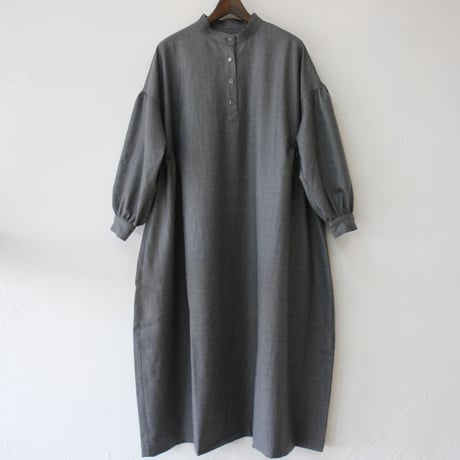**再入荷** LinenYa リネンヤ　ウールサキソニー長袖スタンドカラーワンピース　#グレー