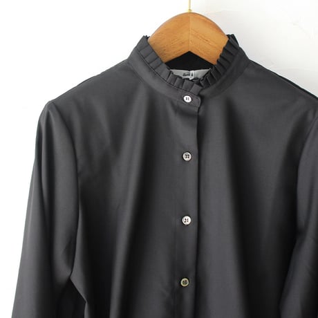 **再入荷** amne アンヌ　GABARDINE frilled blouse　ギャバジンフリルブラウス　#ブラック