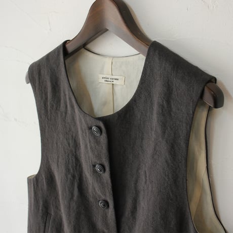 **またまた再入荷** atelier naruse アトリエナルセ　linen vest　リネンベスト　#ベイジュ、チャコール