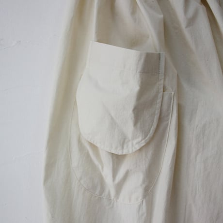 **再入荷** sasanqua by trees サザンカバイツリース　高密度ポプリンアシメレイヤーポケットスカート　#アイボリー、カーキ、ブラック