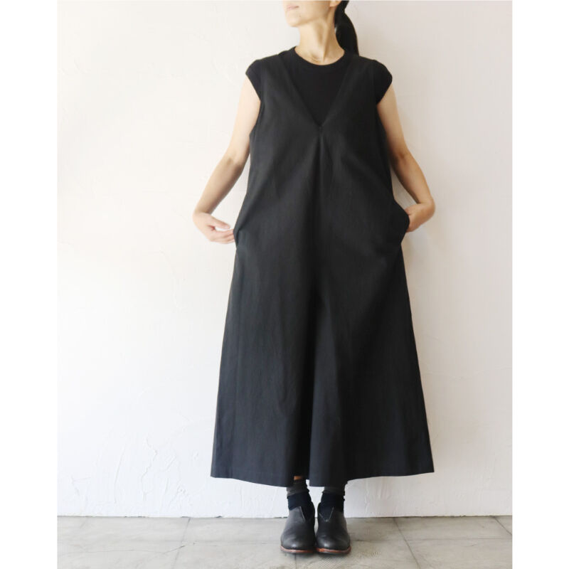 またまたまた再入荷**Linenya リネンヤ コットンVネック