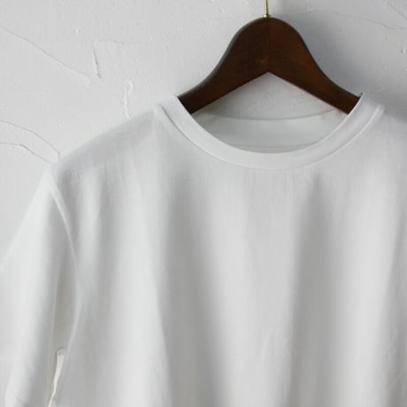 **再入荷** Linenya リネンヤ　バックギャザー半袖Tシャツ　#ホワイト、ブラック　【送料無料】
