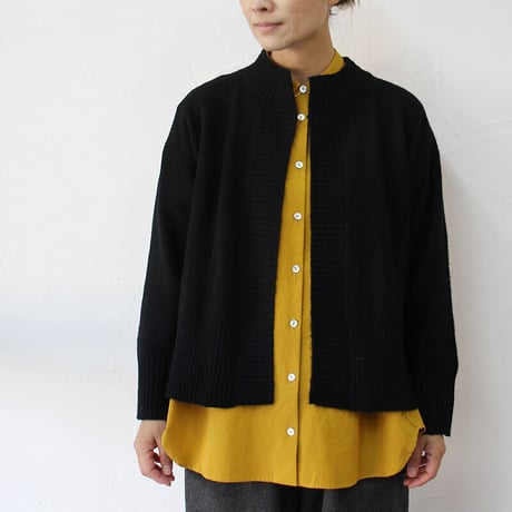 homspun ホームスパン　縮絨起毛ウールショートカーデ　#TOPグレー、ブラック