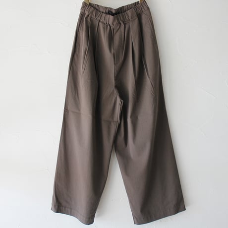 TRAVAIL MANUEL トラバイユマニュアル　レーヨンリネンストレッチ2タックワイドパンツ　#モカ、セージ