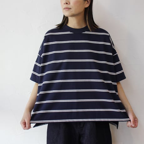 TRAVAIL MANUEL トラバイユマニュアル　オーガニックボーダースリットTシャツ　#オフ白、ネイビー