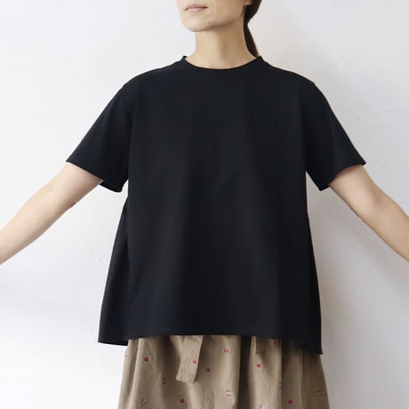 **再入荷** Linenya リネンヤ　バックギャザー半袖Tシャツ　#ホワイト、ブラック　【送料無料】
