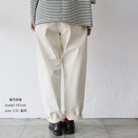 **またまた再入荷** sasanqua by trees サザンカバイツリース　Loose Tapered Denim ルーズテーパードデニム　#Ivory 【送料無料】
