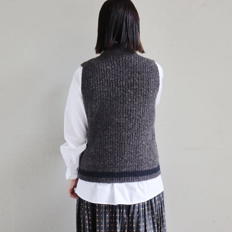 ASEEDONCLOUD アシードンクラウド　Blushed knit vest　#dark brown 【送料無料】