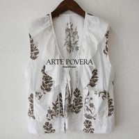 ARTE POVERA アルテポーヴェラ　インド草木染めハンドプリントギャザーカラーベスト　#オフ白