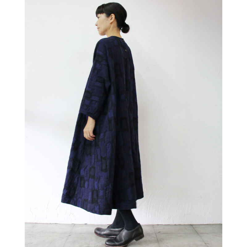 最終在庫分再入荷** SUSURI ススリ フィンレットドレス #navy 【送料  