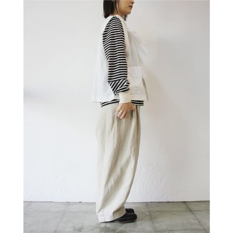 ARTE POVERA アルテポーヴェラ　リネン＆コットンMIXギャザーカラーベスト　#ブラック、ホワイト
