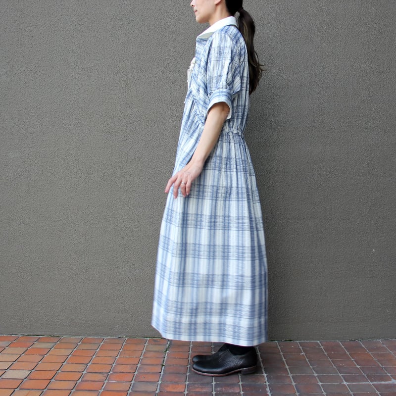 アシードンクラウド　お花刺繍ジレ アシードンクラウド お花刺繍ジレ