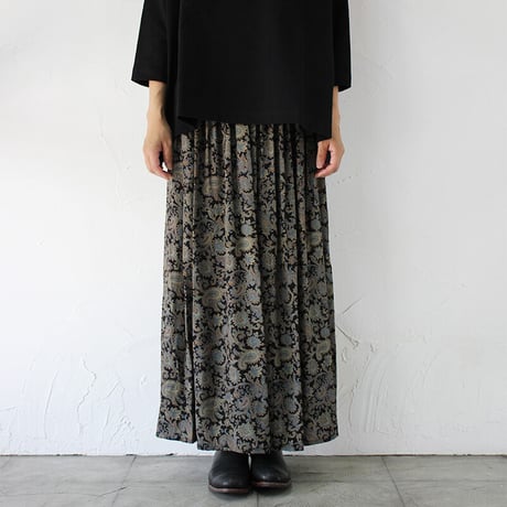 TRAVAIL MANUEL トラバイユマニュアル　ペイズリーロングギャザースカート #ブラック　【送料無料】