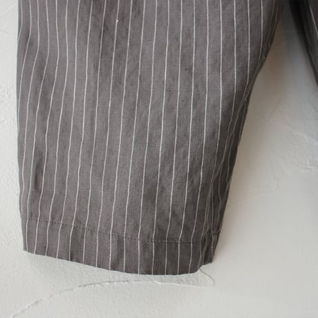 TRAVAIL MANUEL トラバイユマニュアル　リネンストライプスラントリボンパンツ　#ネイビー、グレー