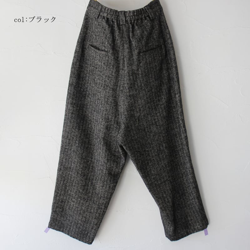 完売品☆atelier naruse アトリエナルセ パンツ atelier naruse アトリエナルセ シェットランドウールリネンタック