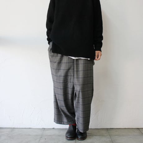 TRAVAIL MANUEL トラバイユマニュアル　ダークチェックサスペンダーラップパンツ　#グレー