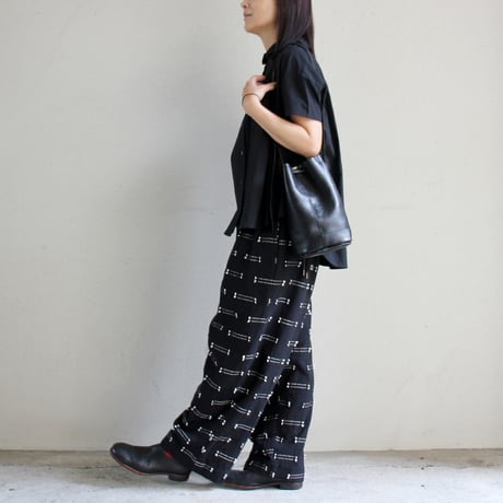 ARTE POVERA アルテポーヴェラ　インドジャガード2タックイージーパンツ　#サンドベージュ、ブラック