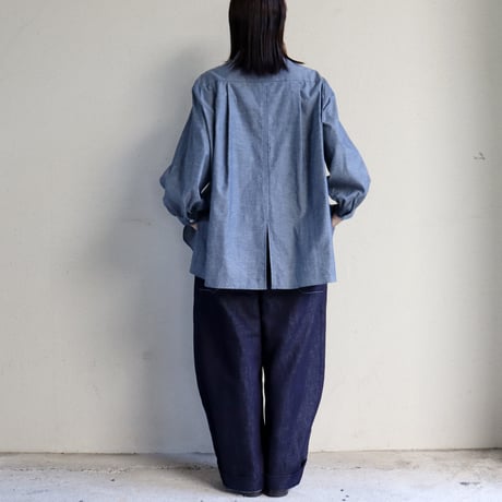 Linenya リネンヤ　インディゴシャンブレースリットセミロングシャツ　#インディゴ
