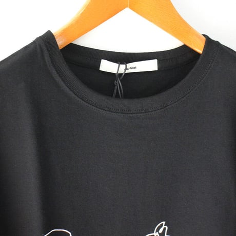 **再入荷**anme アンヌ　Dinner柄半袖Tシャツ　#ブラック