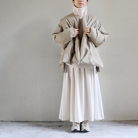 miffew ミフュー no coller over down jacket ノーカラーオーバーダウンジャケット　#black , beige , ecru