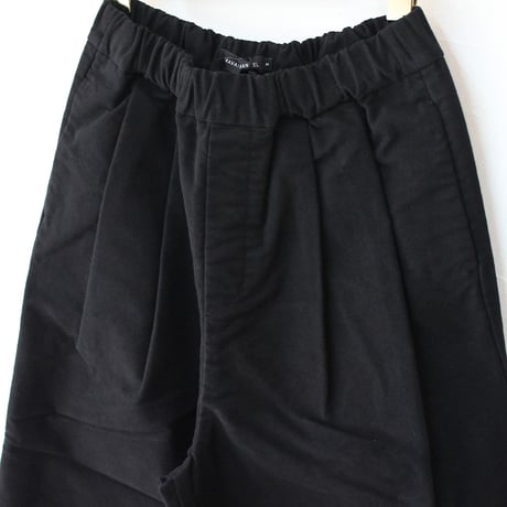 TRAVAIL MANUEL トラバイユマニュアル　モールスウェード2タックトラウザーズ　#ブラック