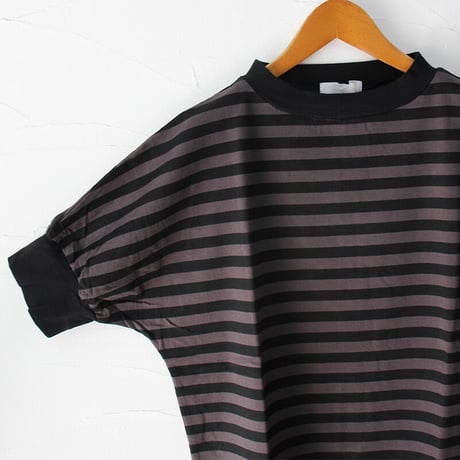 **再入荷** homspun ホームスパン 40/2天竺ボーダーハイネック半袖プルオーバー　#オフホワイトｘブラック、グレーｘブラック