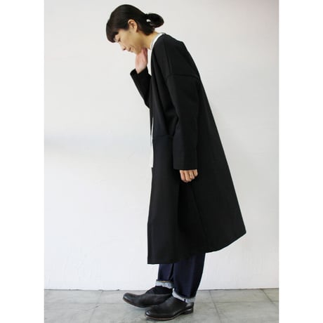 TRAVAIL MANUEL トラバイユマニュアル　クッションダンボールエアコート　♯モカ、チャコール、ブラック　【送料無料】