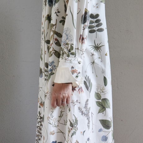 ASEEDONCLOUD アシードンクラウド　Tea garden flower print Tea garden gown #off white 【送料無料】