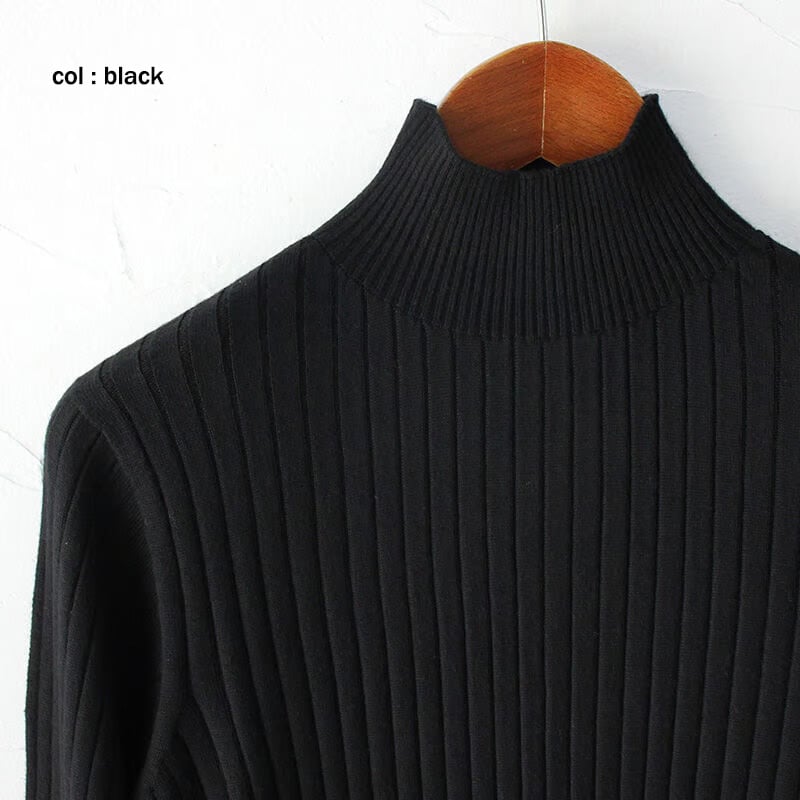 SUSURI ススリ ポエータハイネックセーター #black . dark navy