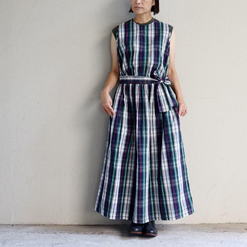 新品未使用　ホームスパン　タータンチェックワンピース　グリーン×ブラック 新品未使用 ホームスパン タータンチェックワンピース グリーン