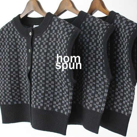 **再入荷** homspun ホームスパン　メリノウール前開きベスト　#アイボリーｘブルー、ブラックｘチャコール