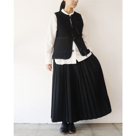 **またまた再入荷** LinenYa リネンヤ　ウールプリーツスカート　#ブラック、グレー　【送料無料】