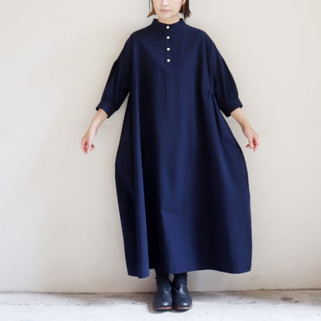 **またまた再入荷** LinenYa リネンヤ　コットンリネンラミースタンドカラーワンピース　#スミクロ、ネイビー