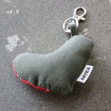 ARTE POVERA アルテポーヴェラ　インドラリーキルト＆ARMEEキーホルダー