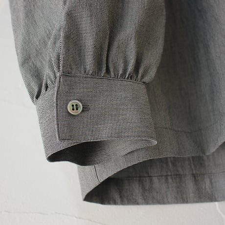 **再入荷** Linenya リネンヤ　コットンフリル長袖ブラウス　#ホワイト、ライトブルー、ネイビー、千鳥