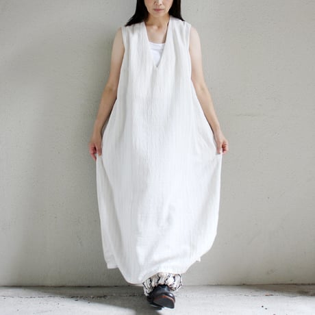 KHA:KI カーキ　FOIL PRINT STRIPE DRESS　#ecru 【送料無料】