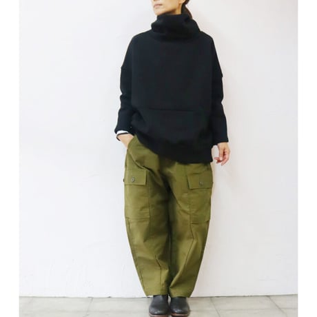 **またまた再入荷** Linenya リネンヤ　裏起毛ボリュームネックプルオーバー　#ブラック　【送料無料】