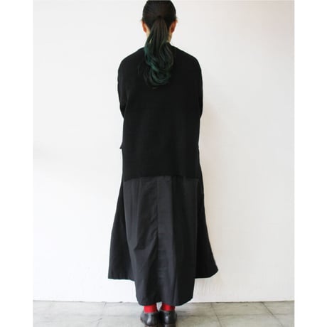 homspun ホームスパン　メリノウールVネックプルオーバー　#ブラックｘチャコール