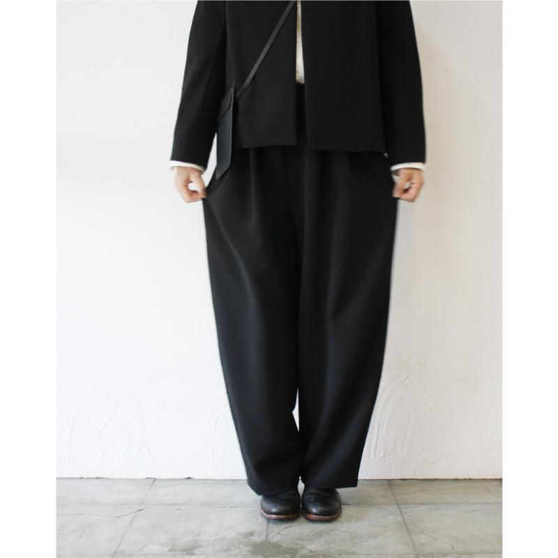 TRAVAIL MANUEL トラバイユマニュアル Wクロスコクーンパンツ TRAVAIL MANUEL トラバイユマニュアル Wクロスコクーンパンツ