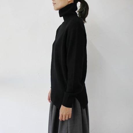 homspun ホームスパン　縮絨起毛ウールタートルプルオーバー　#ピンク、TOPグレー、ブラック