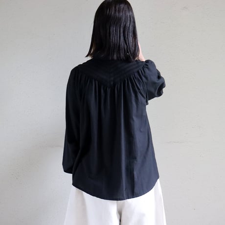 MAGALI マガリ　ブリージー・コットンシルク・レースヨークブラウス　#ブラック、ホワイト