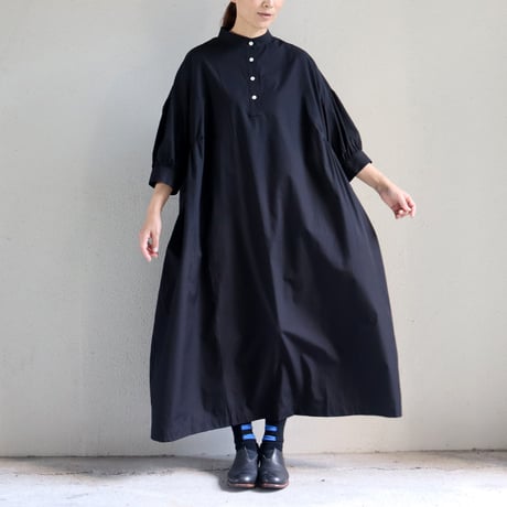 **またまたまた再生産分** LinenYa リネンヤ　コットンスタンドカラーワンピース　#ブラック、千鳥格子