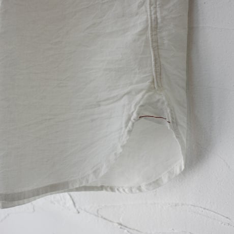 ARTE POVERA アルテポーヴェラ　インドセルビッチスタンドフレンチシャツ　#ホワイト、スミクロ