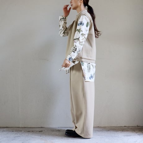 ARTE POVERA アルテポーヴェラ　ポンチ裏起毛ベスト　#ベージュ