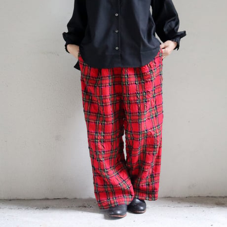 TRAVAIL MANUEL コットンウールタータンチェックインタックパンツ　#LOYAL STEWART、BLACK WATCH