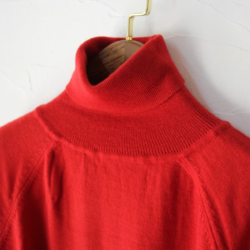 再入荷** atelier naruse アトリエナルセ ウールタートルネックニット