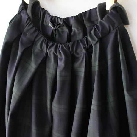 **再入荷** TRAVAIL MANUEL トラバイユマニュアル　ウールトロチェックタックフレアスカート　#ブラックウォッチ