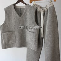 ARTE POVERA アルテポーヴェラ　ウール＆リネン混ベスト　#キナリｘ黒