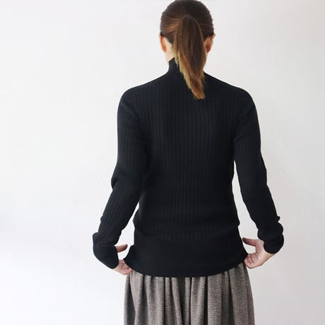SUSURI ススリ　ポエータハイネックセーター　#black . dark navy . sand . off white  【送料無料】