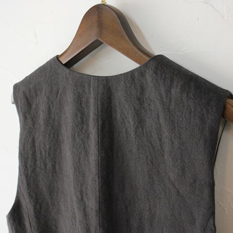 **またまた再入荷** atelier naruse アトリエナルセ　linen vest　リネンベスト　#ベイジュ、チャコール